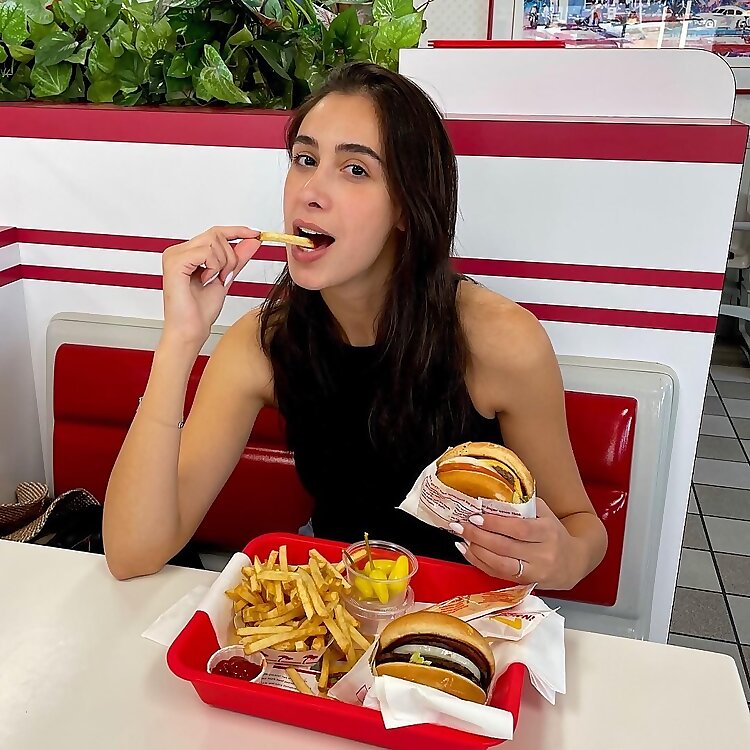 Natacha Eats