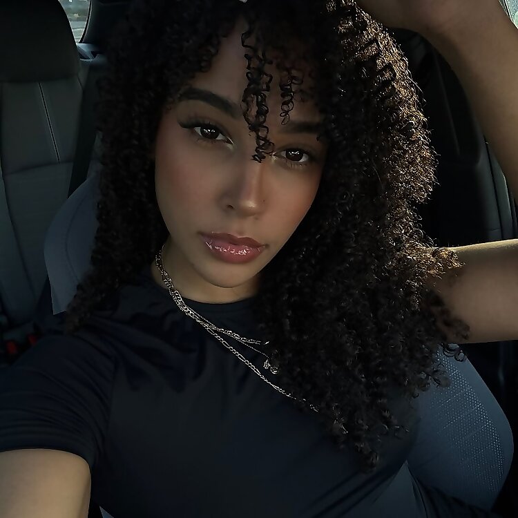 Snaaya Avielle