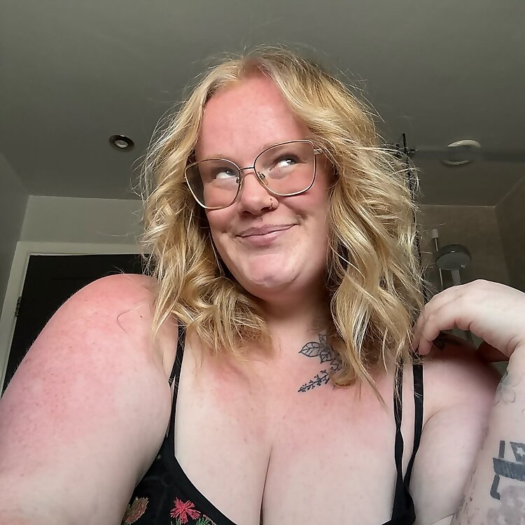 Kirsty Leanne