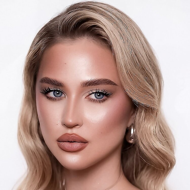 Kristina Snow