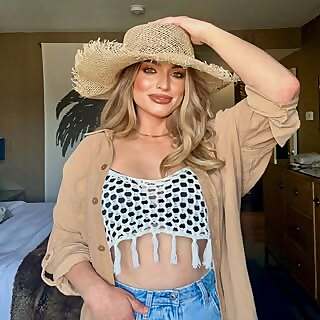 Nicole Deal
