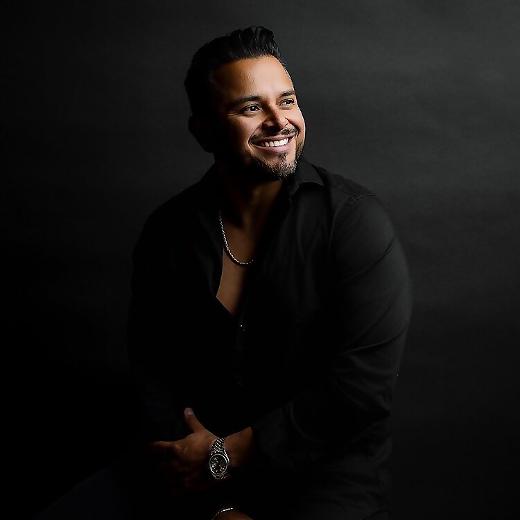 Chris Benavides