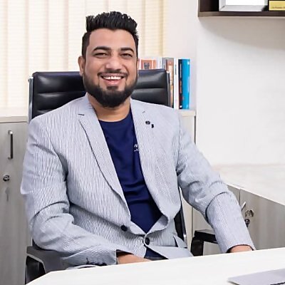Mo Akram
