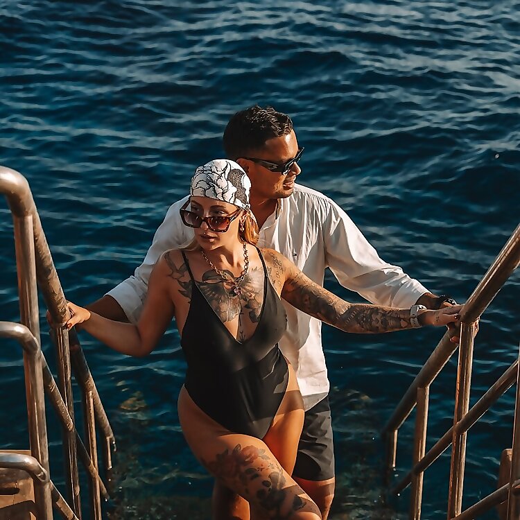 Charlotte Degraeve & Rayen Dhaukal  