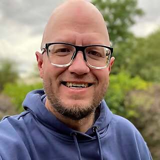 Michael Olguín