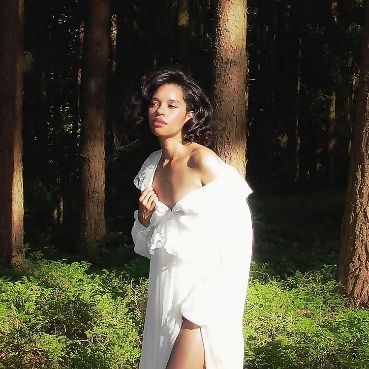 Nadine 