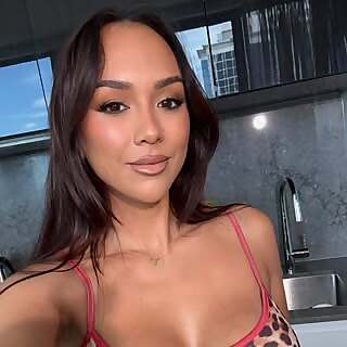 Kat Zoe Clark