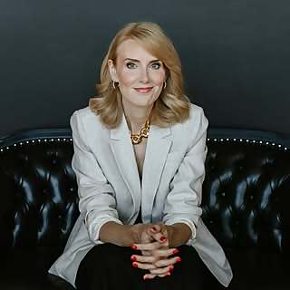 Sharon McMahon 