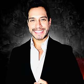 Enrique Reyes