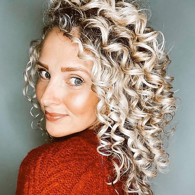 Monica Hobbs