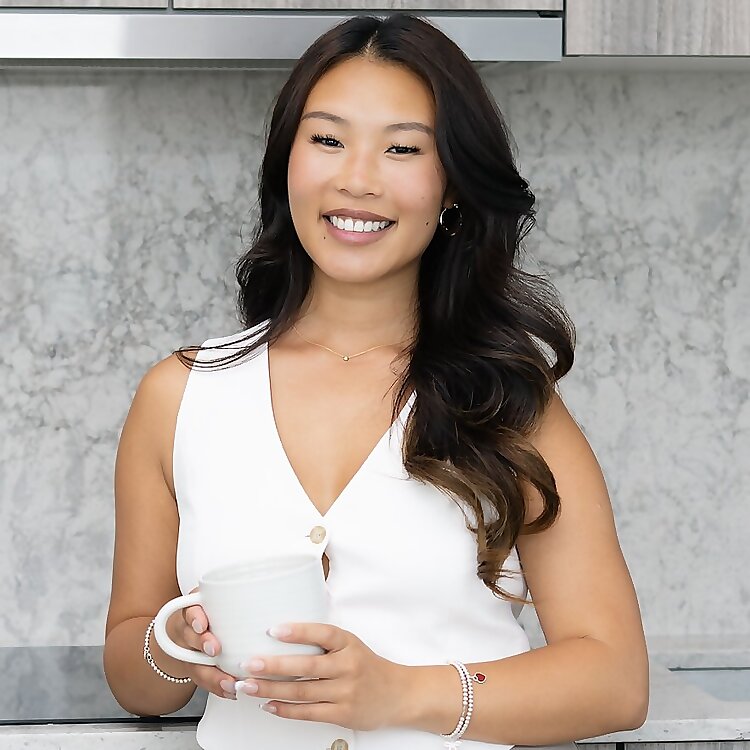 Joyee Yang