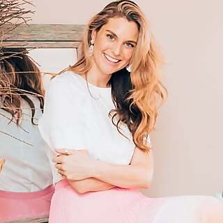 Brigitte Warne