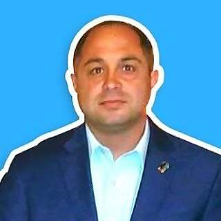 Arnie Abramyan 