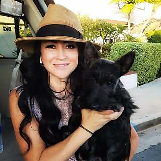 Erin Cruz