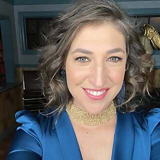 Mayim Bialik
