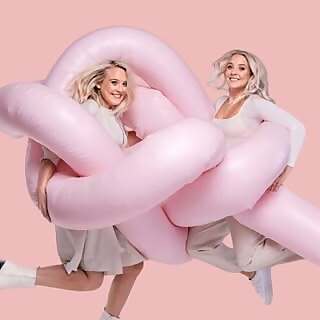 Lisa & Alana Macfarlane