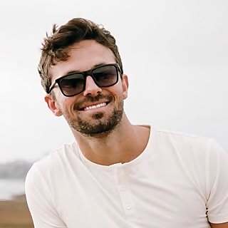 Dr. Alex VanDerschelden