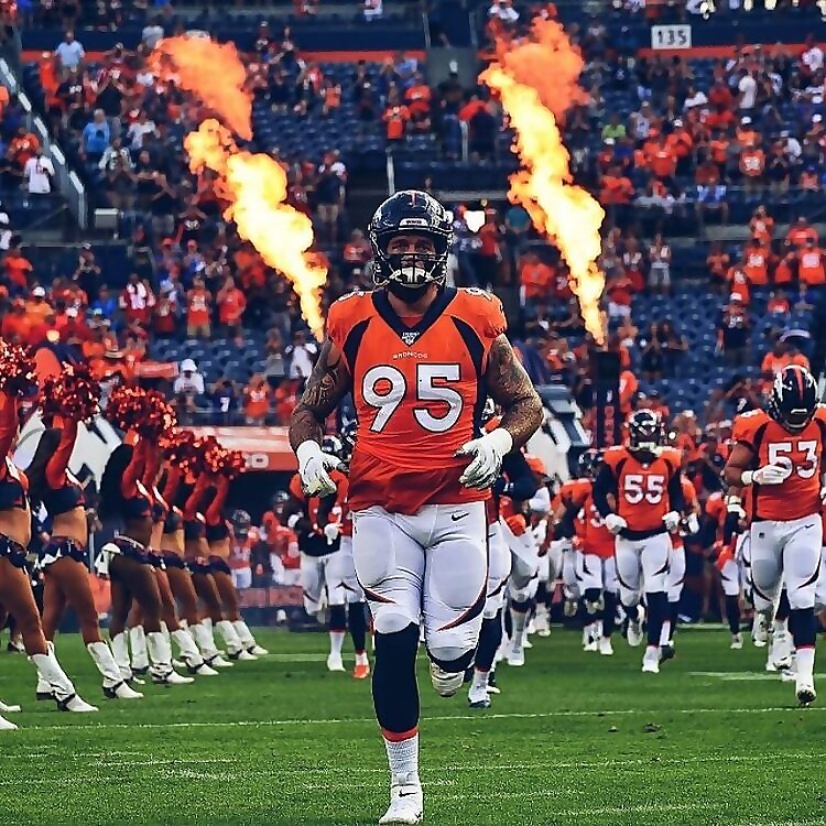Derek Wolfe