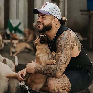 Brady Oliveira