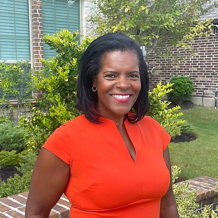 Lynnette Khalfani-Cox