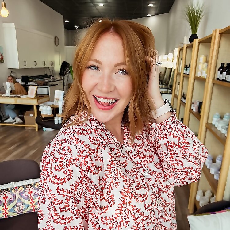 Brooke Hollowoa