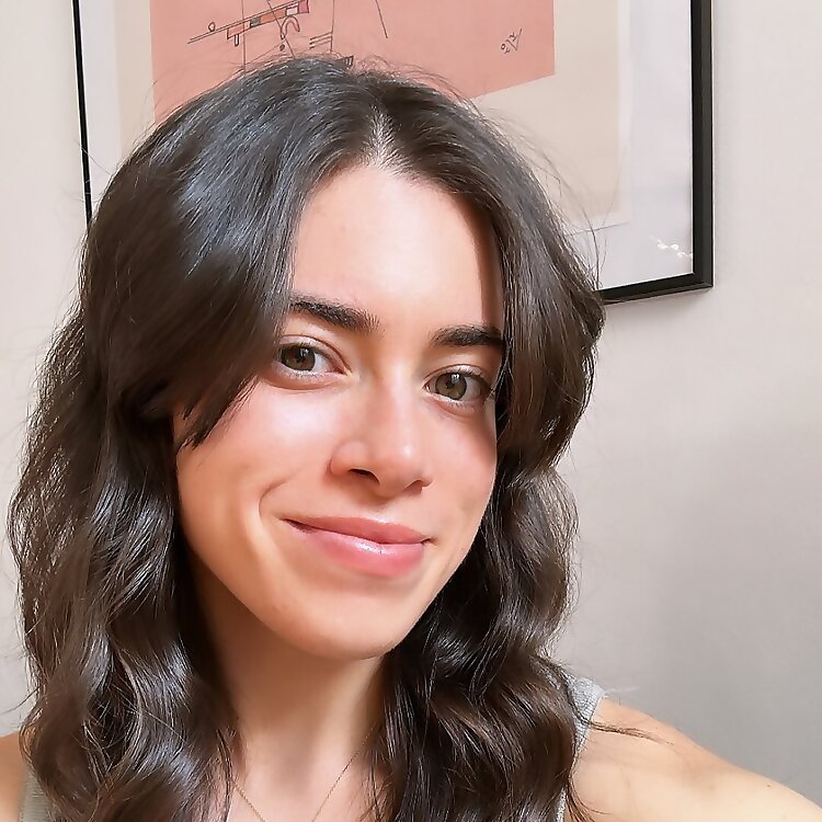Gabriela Flax