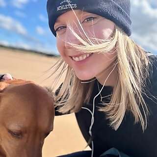 Dr Angela Wright