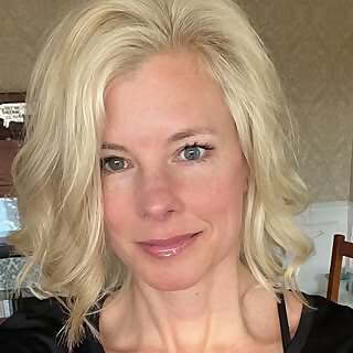 Carrie Cariello