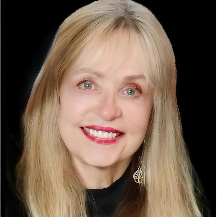 Linnea Quigley