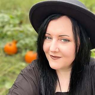 Sarah E. Jahier
