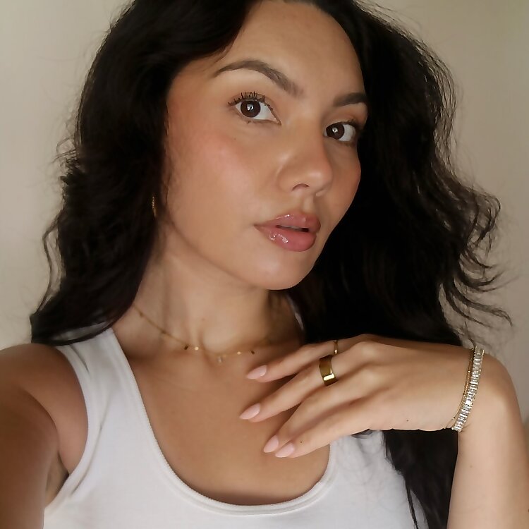 Roxanne Cambridge 