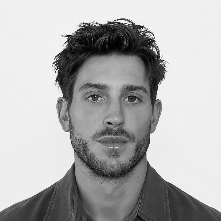 Elliot Garnaut