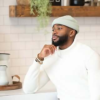 Dr. Darius Sanford 