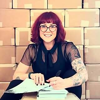 Victoria Elizabeth Schwab