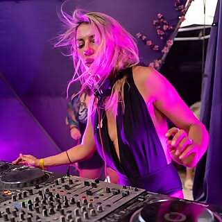 Dj Lili Joy