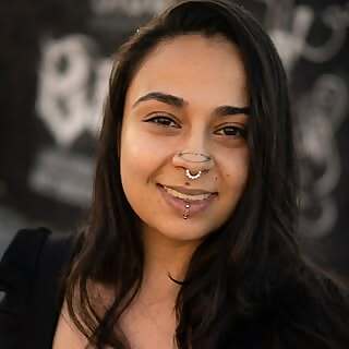 Adrielly de Mello