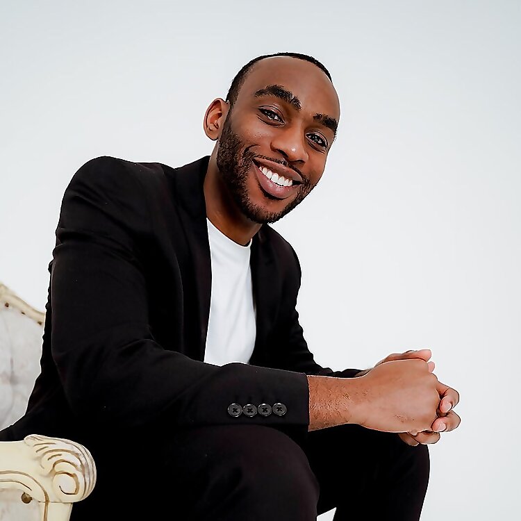 Amobi Okugo 