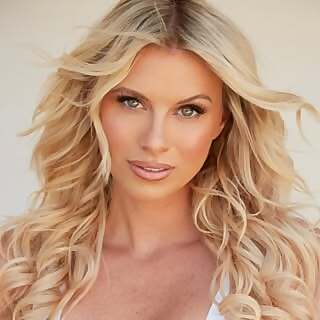 Katie Macneil
