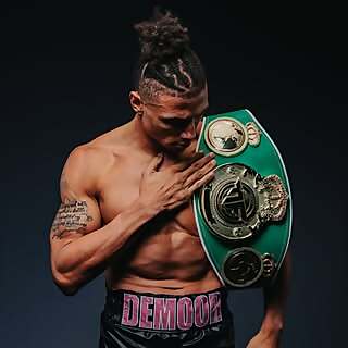 Chase DeMoor