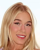 Elle Brooke