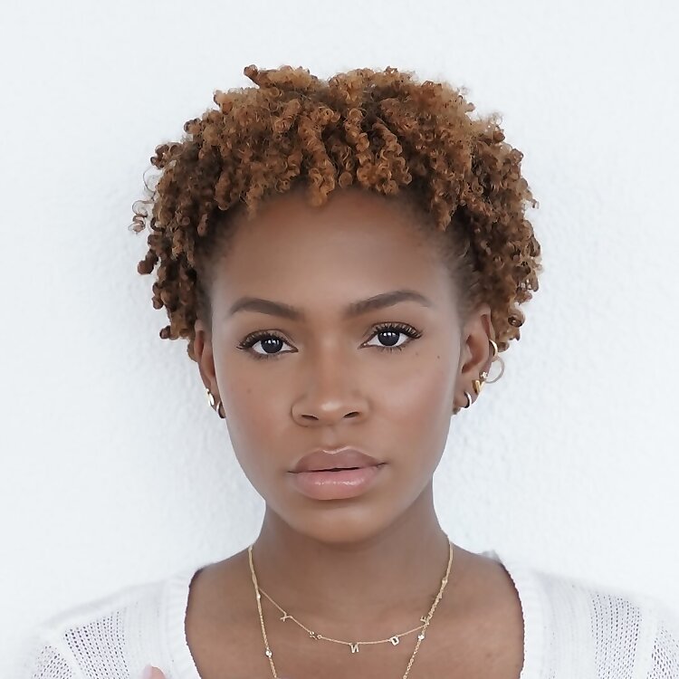 Vicky Logan