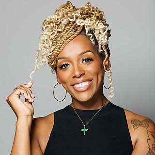 Courtney Elzy