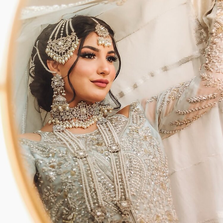 Sabrina Khan