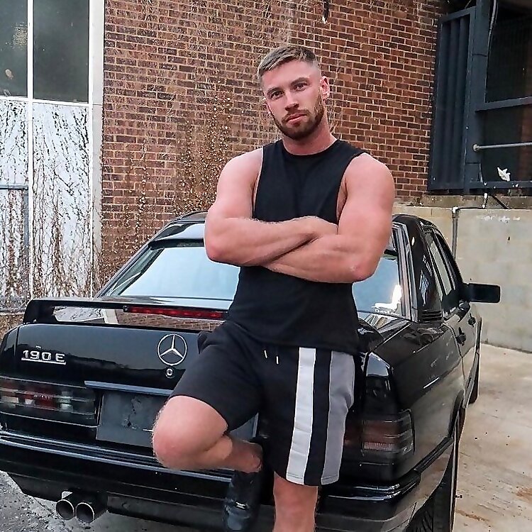 Lee Lockwood