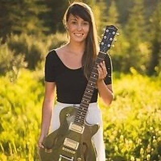 Alanna J Brown