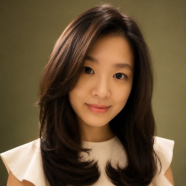 Kelly Tan