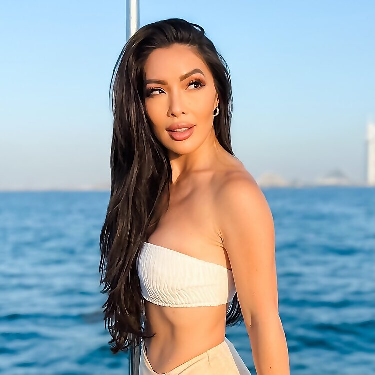 Stephanie Ly