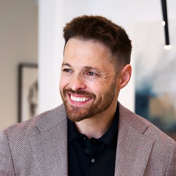 Mario Armani