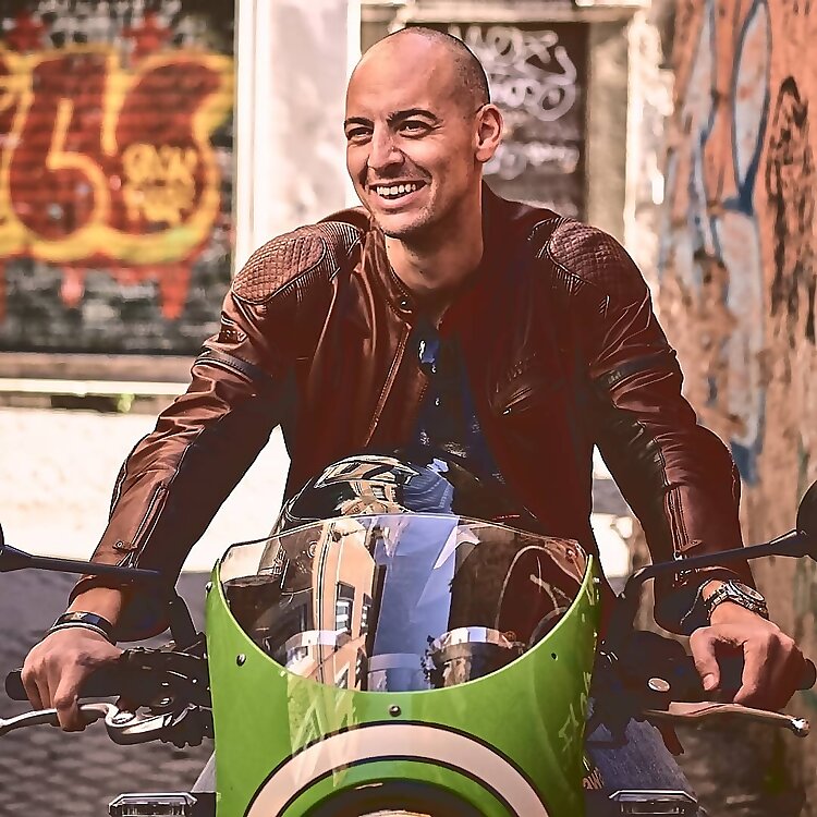 Alessandro Vai