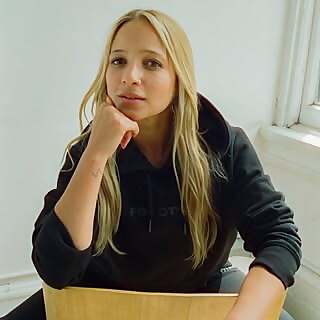 Nomi Leasure Lusana